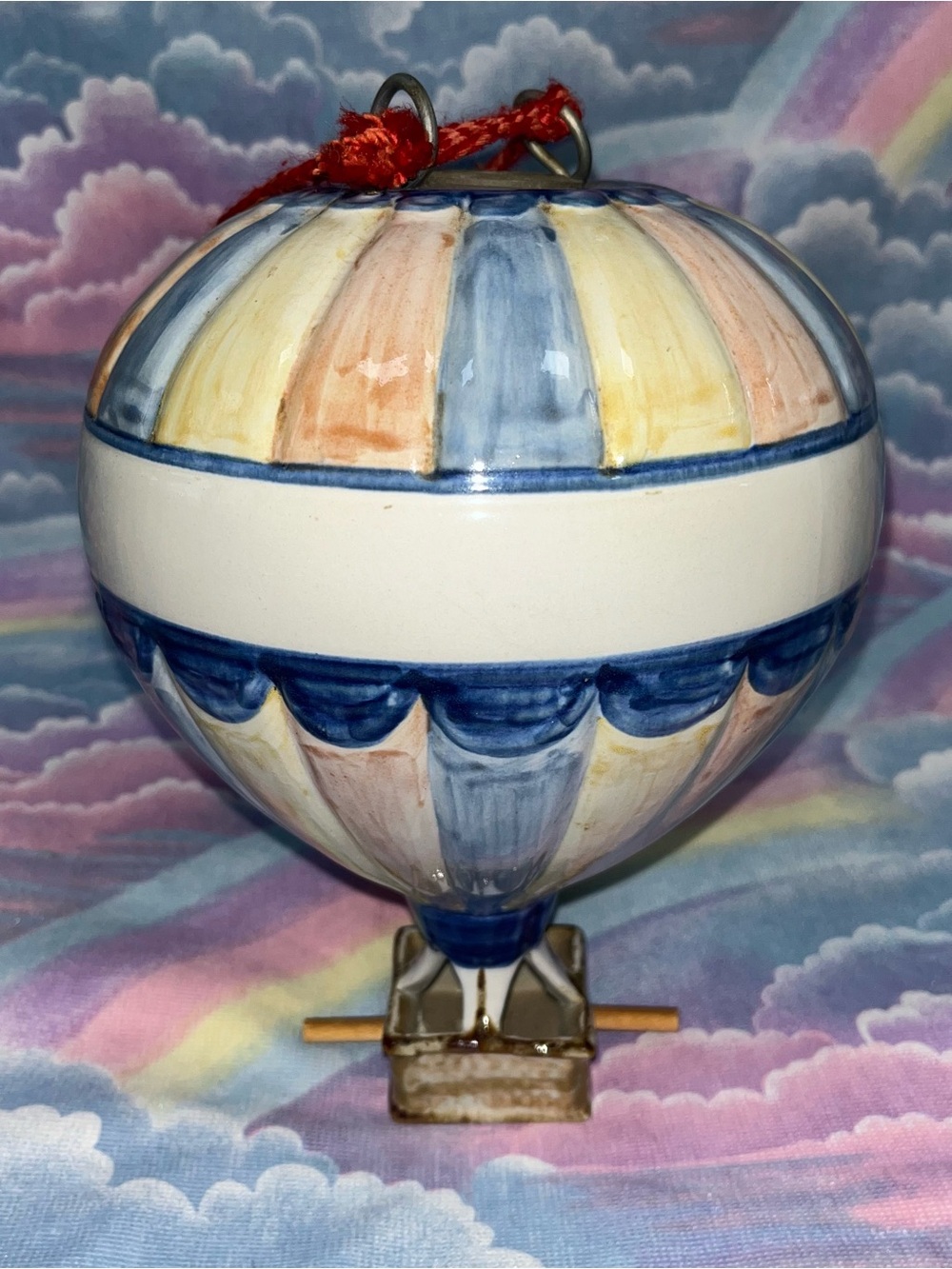Louisville Stoneware Hot Air Balloon Bird Feeder Handpainted Vintage EUC Blu/Wht - Picture 3 of 6
